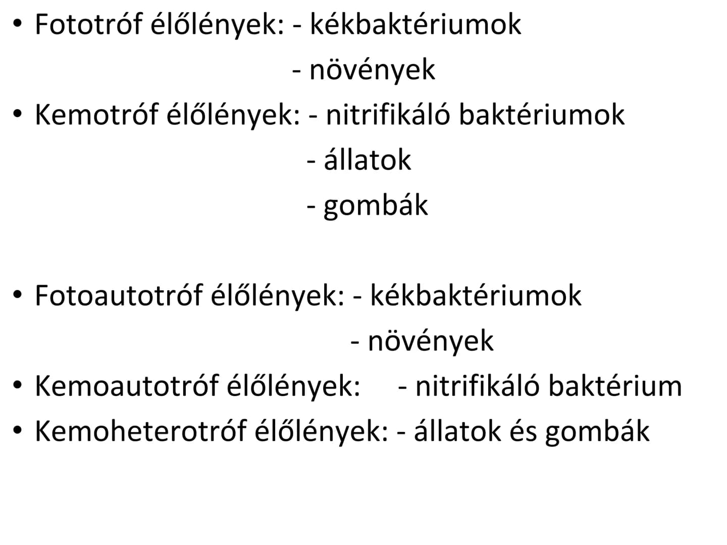2.2. Az anyagcsere folyamata 2.2.1. Felépítés és lebontás kapcsolata Sejtanyagcsere:
• A sejtben végbemenő biokémiai folyamatok
összessége
•