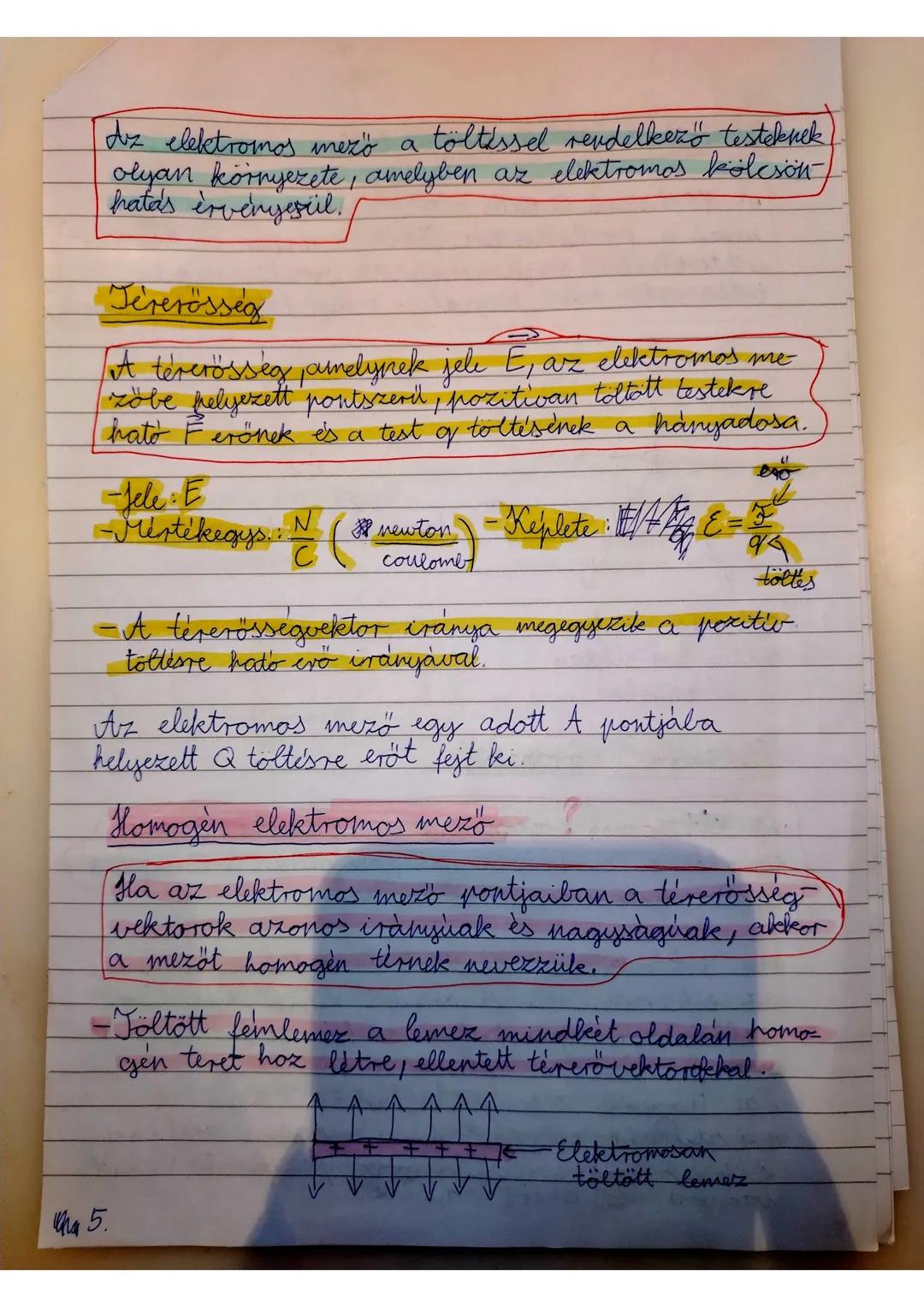 # ELEKTROSZTATIKA
Az elektromos állapot
Elektromos állapot: Az anyagok azon állapotay
amikor dörzsölés hatására, illetve testek szoros
éri